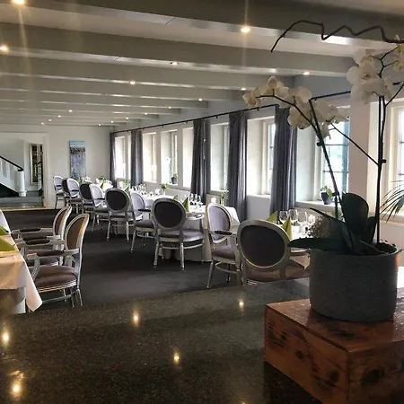 Hotel & Munkebo